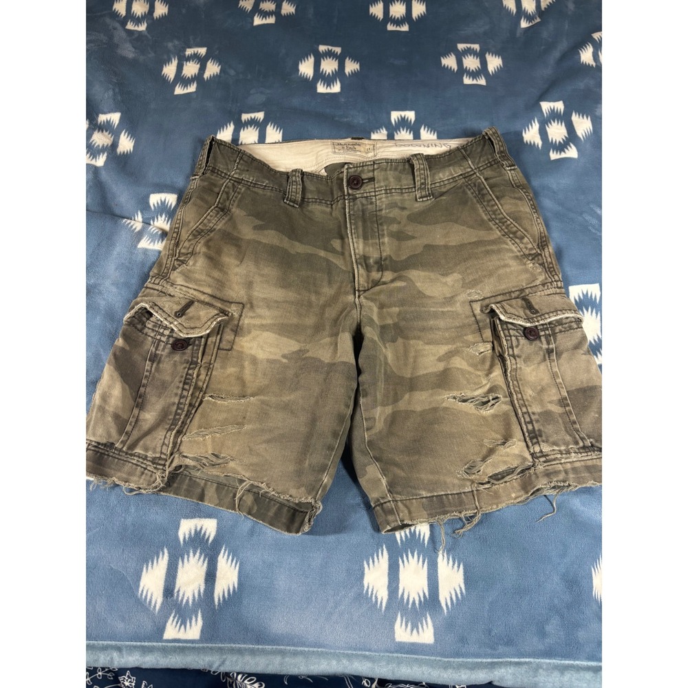 Abercrombie & Fitch Mens Camo Cargo Shorts 31 Distressed Frayed Green Brown
